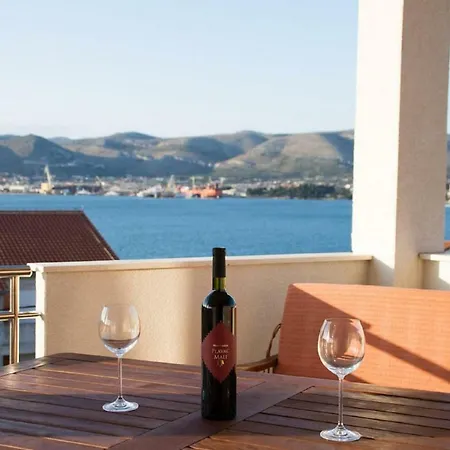 Dragutin - 80m From Sea Apartment *