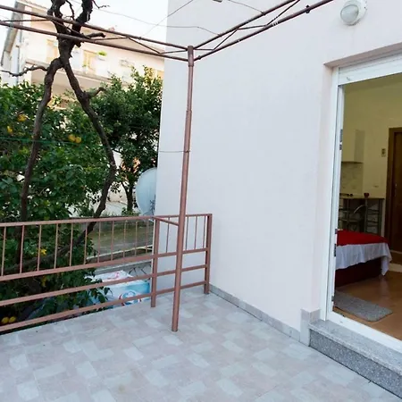 Dragutin - 80m From Sea