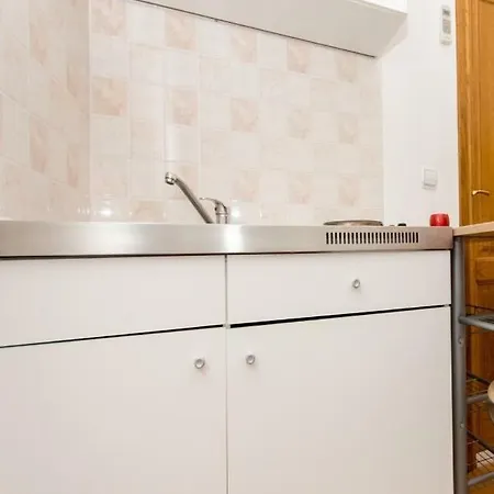 Dragutin - 80m From Sea Apartment Trogir